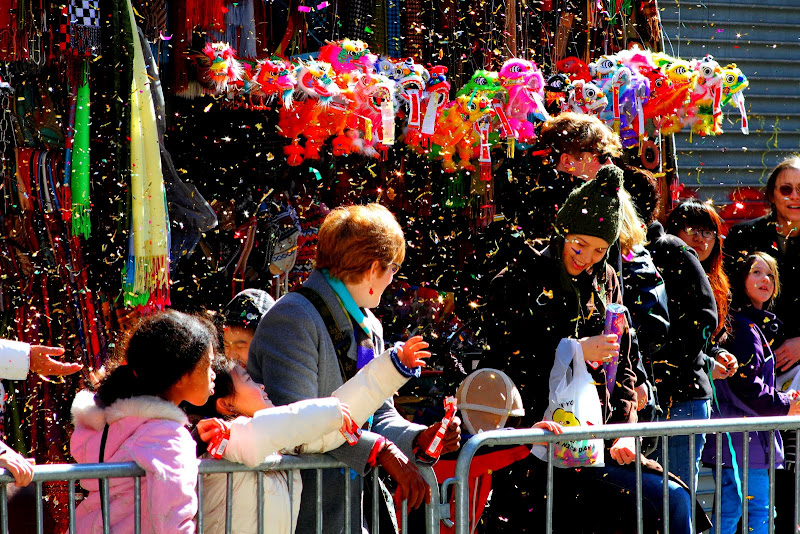 IMAGE: http://lh3.ggpht.com/_JVxeijJybD0/S4LOoo7a_SI/AAAAAAAAHdE/qjBVvpeS5ac/s800/IMG_5418_dpp.JPG