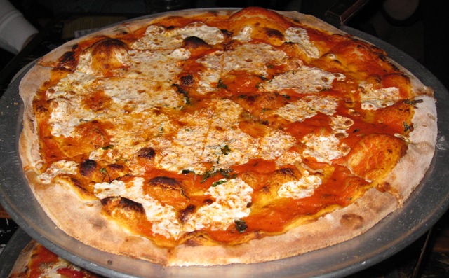 [pizza2[5].jpg]