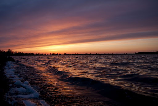  &ndash; Vulkanische zonsondergang Noord-AA Zoetermeer<br />
15-04-2010