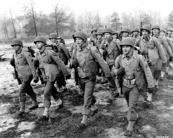 [World War II soldiers training[15].jpg]