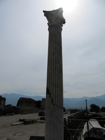 [Pompeiicolumn2.jpg]