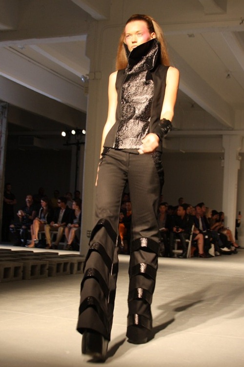 [Sally La Pointe Spring 2011 (25)[2].jpg]