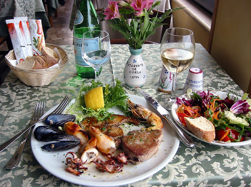 The mixed seafood grill (or what's ...
