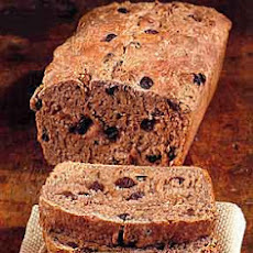 Whole Wheat Bread with Raisins and Walnuts