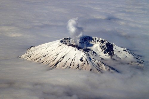 [Mount-St.-Helens1[5].jpg]