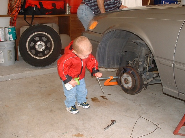 [20100206_WorkingOnBrakes03[3].jpg]