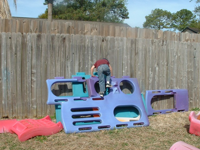 [20100323_WashingPlayset012.jpg]