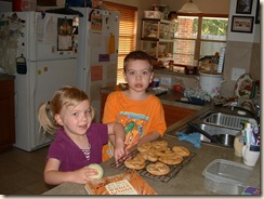 20091104_MakingPretzels06