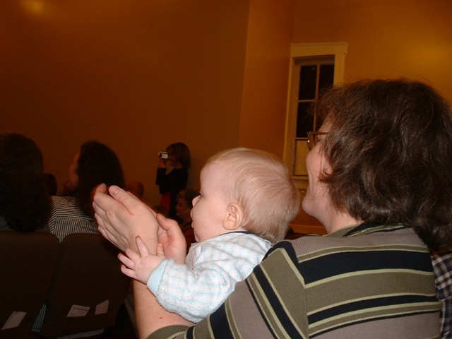 [20091211_GBC_ChristmasProgram04[3].jpg]