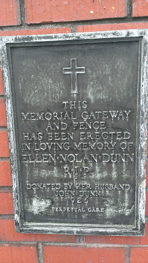 Ellen Dunn Memorial Gateway