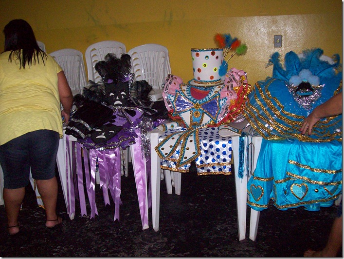 ESCOLA DE SAMBA UNIDOS DO ROSÁRIO 004