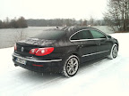 Ma belle, prise dans la neige sur mon lieu de travail...