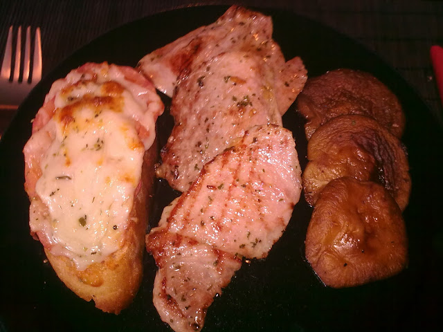 Lomitos de ibérico con tosta margarita lomos de cerdo