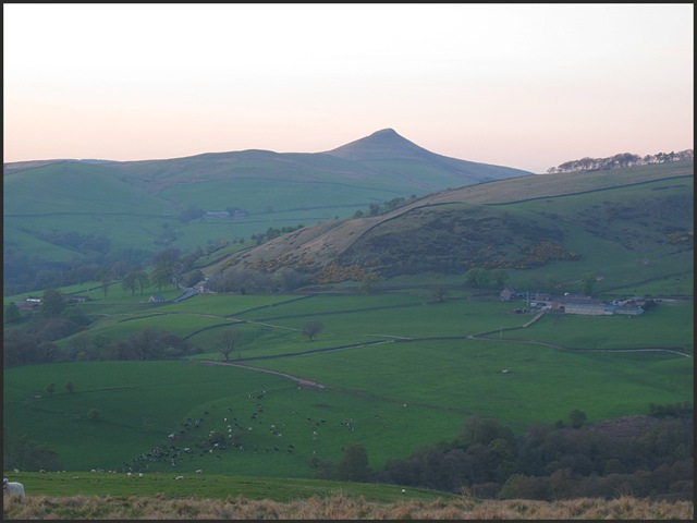 [2107shutlingsloe[3].jpg]