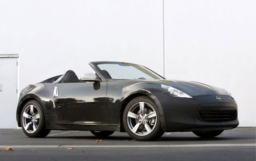 [Nissan 370Z Roadster Launch Price Photos Specifications Review Image January 20th 2010[3].jpg]