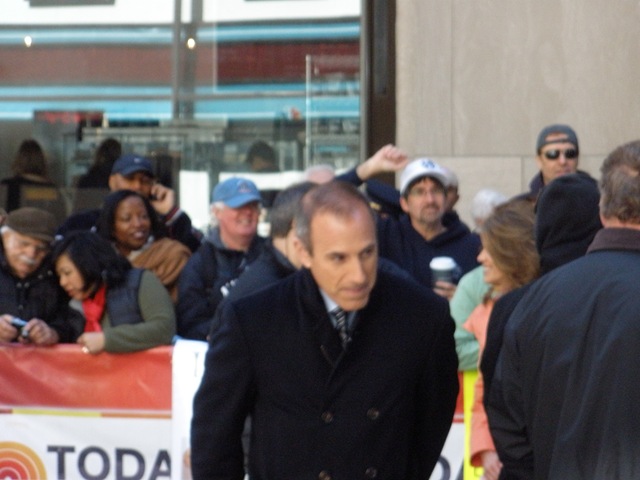 [nyc today show 023[2].jpg]