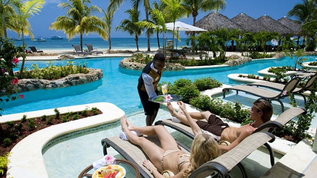 [Sandals_Negril_Pool[3].jpg]