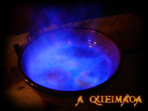 [800px-Queimada_fuego[5].jpg]