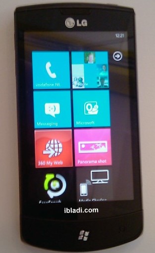LG E900