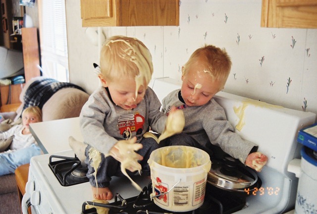 [2002 04 29_010_negset#71[2].jpg]