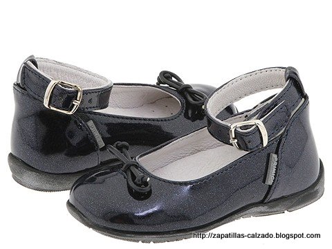 Zapatillas calzado:zapatillas-880979