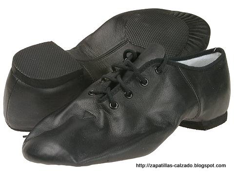 Zapatillas calzado:calzado-883544