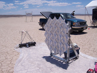 MClimber in the sun, array (right) and climber (left)