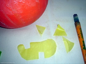 [tissue-paper-features-for-paper-mache-pumpkins-thumb-280x210[2].jpg]