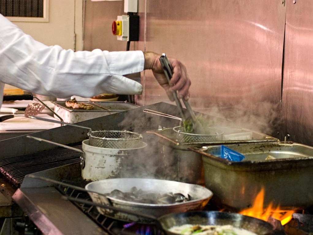 [In-the-Kitchen-2[3].jpg]