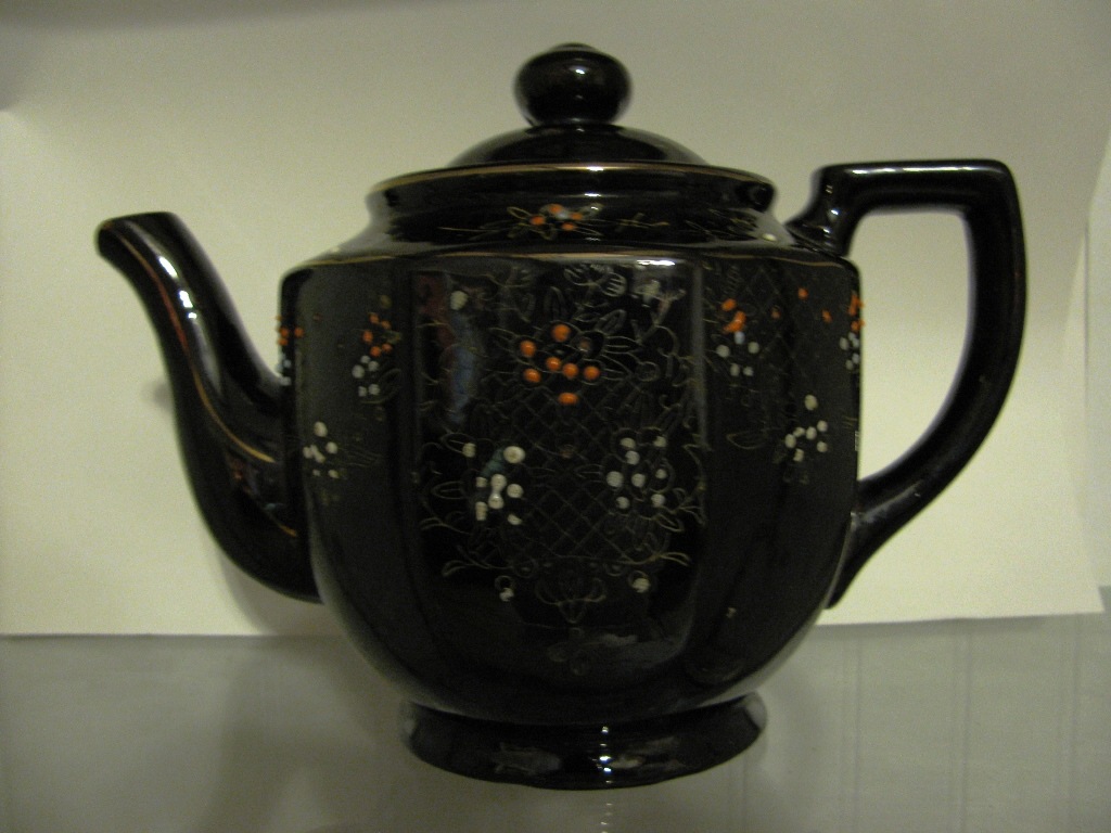 [Teapot[4].jpg]