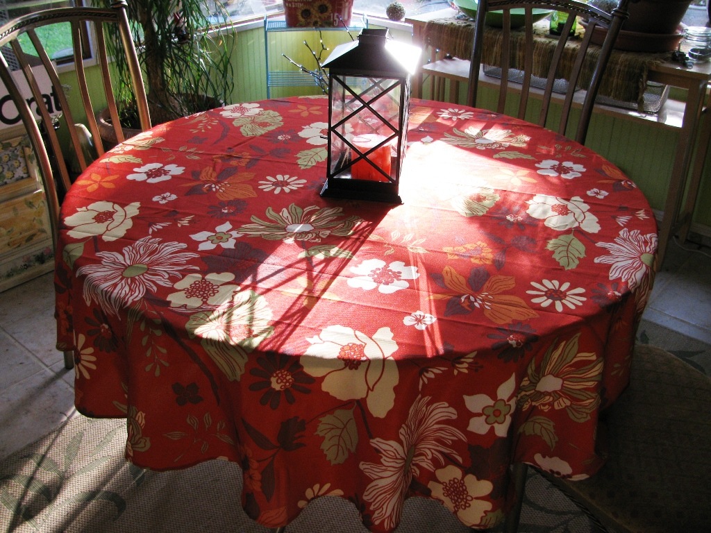 [tablecloth3[4].jpg]