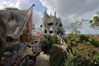 [casa_maluca_03[3].jpg]