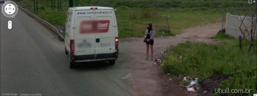 [prostitutes_on_google_street_view_16_thumb[4].jpg]