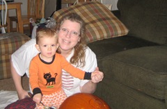 10.31.2009 Pumpkin Carving (22)