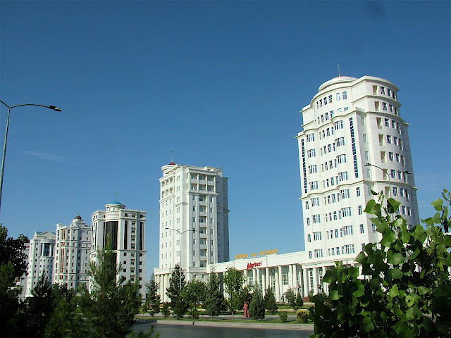 Туркменистан, июнь 2010. ТРАФФИК
