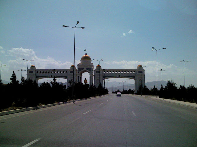 Туркменистан, июнь 2010. ТРАФФИК