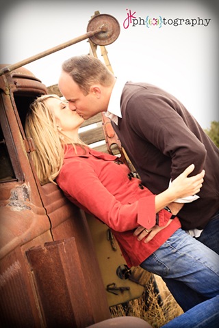 [cute couple-3495 web[3].jpg]