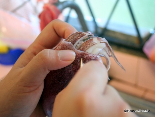 [skeweringstuffedsquid2.jpg]