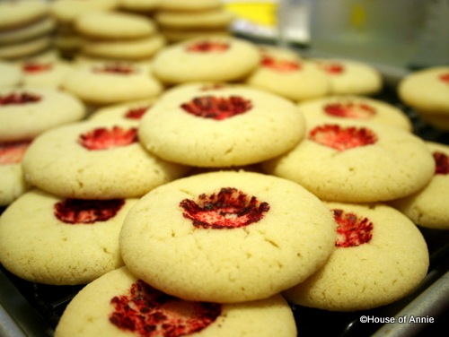 [Chinese almond cookies[2].jpg]