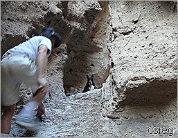 Gargoyle Canyon Tight Spot Nope I am not going to do it.02 Gargoyle Canyon Tight Spot Nope I am not going to do it.02