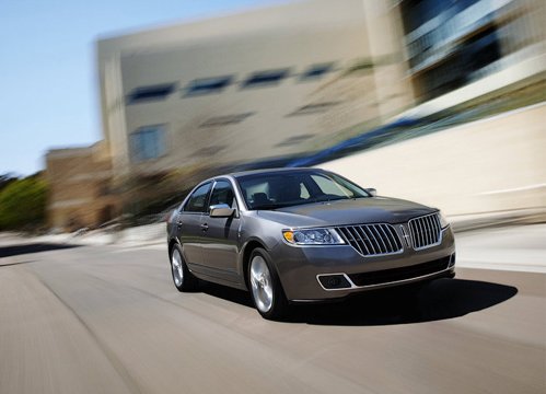 In New York Debuted 1st Luxury Hybrid from Lincoln