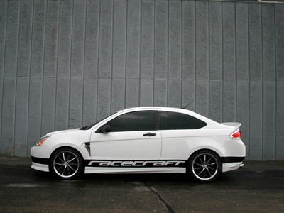 Ford Focus by Saleen