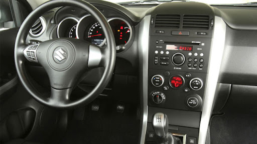 Suzuki Grand Nomade 2011