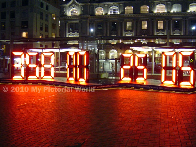 [2011-Rugby-World-Cup-Countdown-Clock-Auckland[5].jpg]
