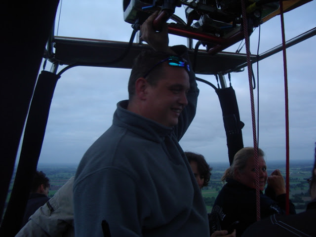 Ballontocht van Ommen naar Holten met ballonpiloot Jan Haven