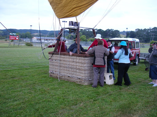 Ballonvaart met de ZK-FBI van Hellenvile naar Orewa New Zealand
