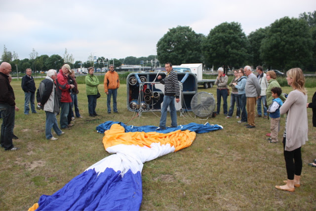 Ballonvaart van Arnhem over Duiven naar Didam met 10 personen.