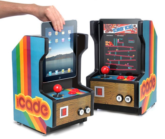 [iCade-iPad-Arcade-Cabinet[4].jpg]