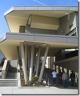 Microsoft Visitor Center: entrance