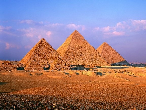 [pyramids_of_giza_egypt[3].jpg]